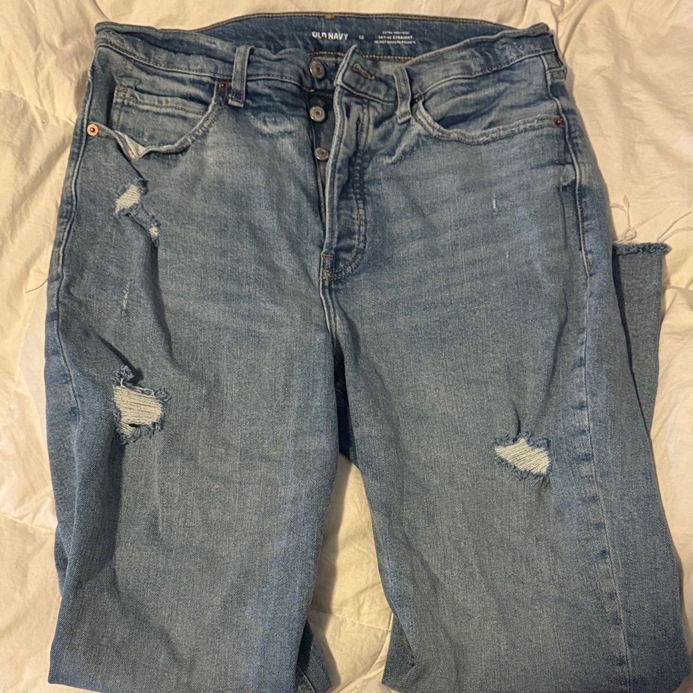 Old Navy Women's Distressed Light Blue Boyfriend Jeans